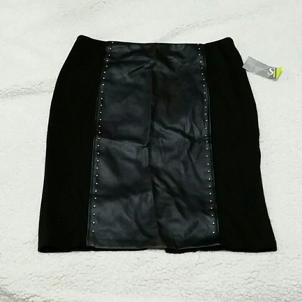 NWT Faux Leather panel Pencil skirt